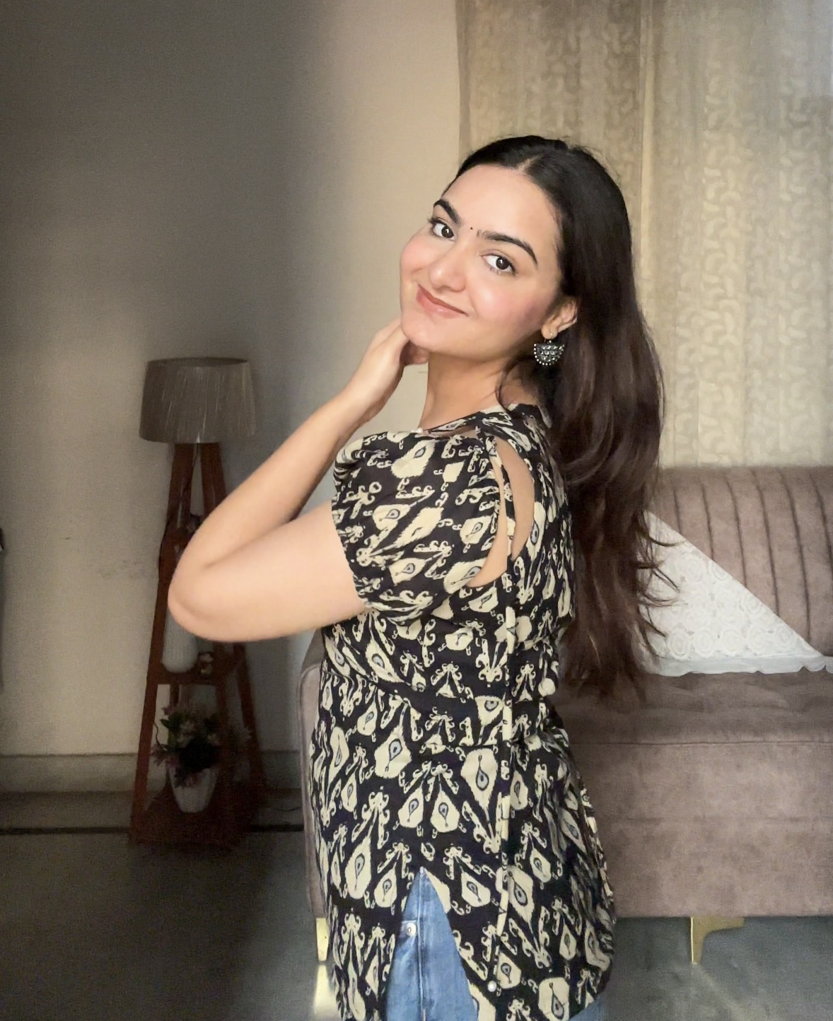 Riva detachable sleeves black Kurti